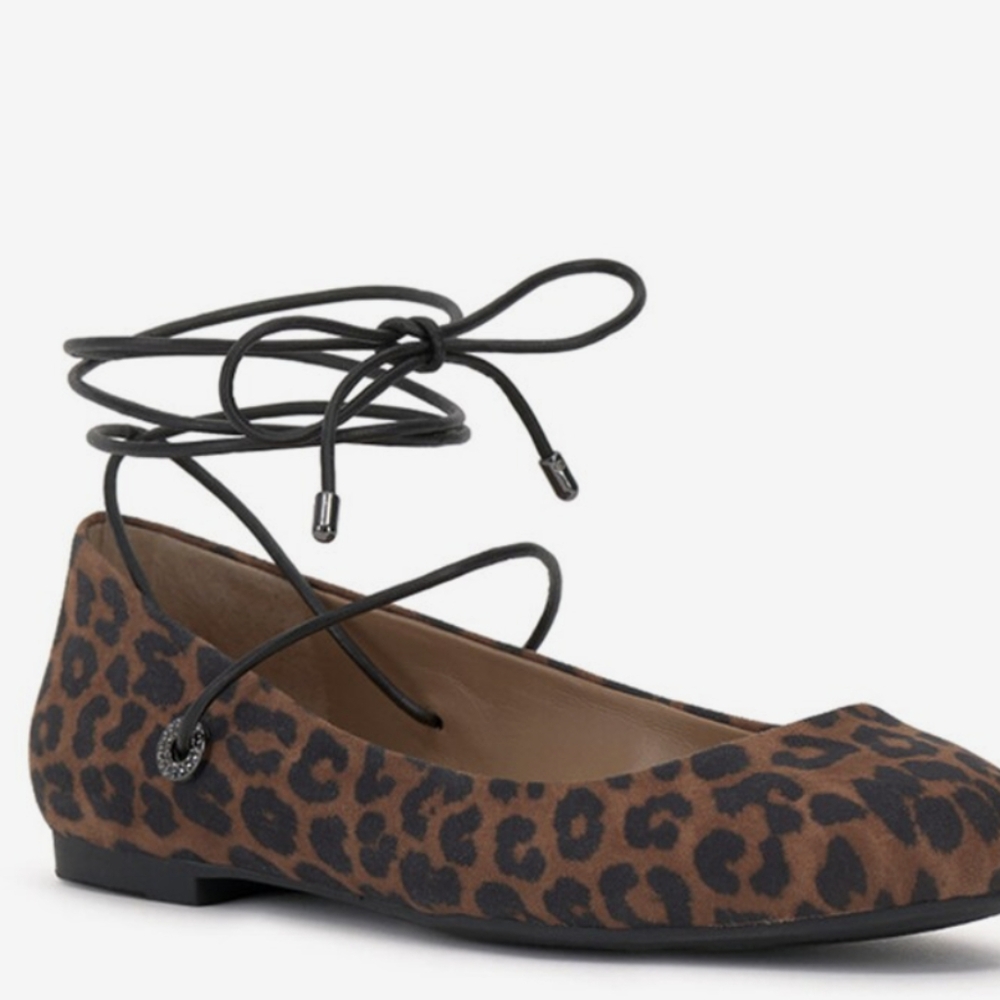 NIB Jessica Simpson Bingley Leopard Print Flats Women's Size 5.5